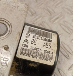 Bloc ABS (freins anti-blocage) PEUGEOT 206+ Photo n°4