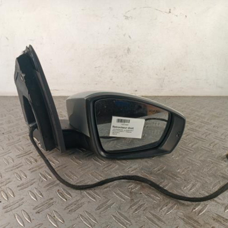 Retroviseur droit VOLKSWAGEN POLO 5