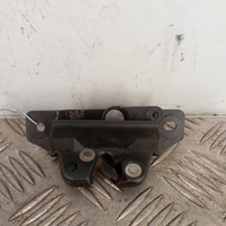 Serrure de hayon CITROEN SAXO