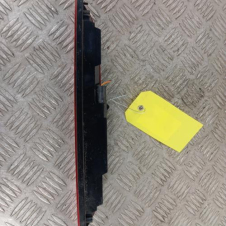 Feu arriere stop central RENAULT CLIO 2