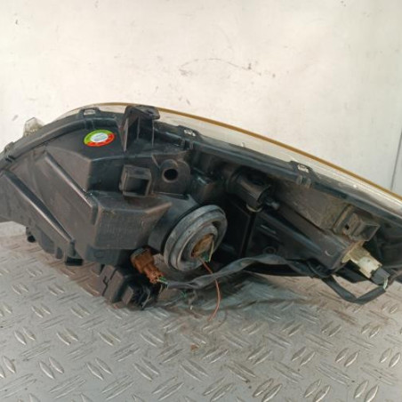 Optique avant principal gauche (feux)(phare) TOYOTA YARIS 2