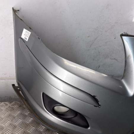 Pare choc avant TOYOTA AVENSIS 2