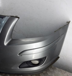 Pare choc avant TOYOTA AVENSIS 2 Photo n°3