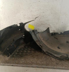 Pare boue avant gauche RENAULT CAPTUR 1