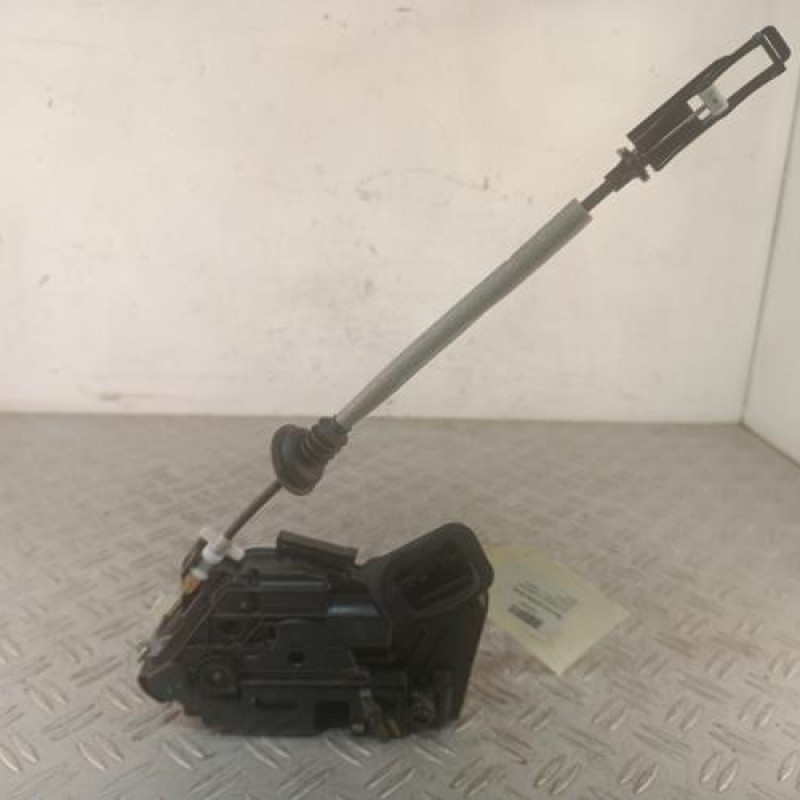 Serrure arriere droit VOLKSWAGEN POLO 5