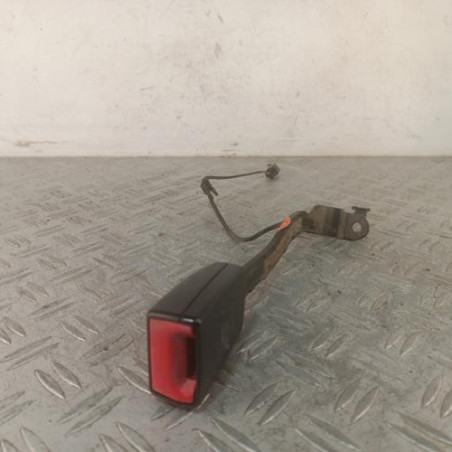 Attache ceinture avant gauche VOLKSWAGEN GOLF 6