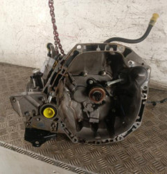 Boite de vitesses RENAULT CLIO 4 Photo n°1