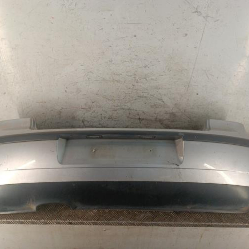 Pare choc arriere VOLKSWAGEN POLO 4