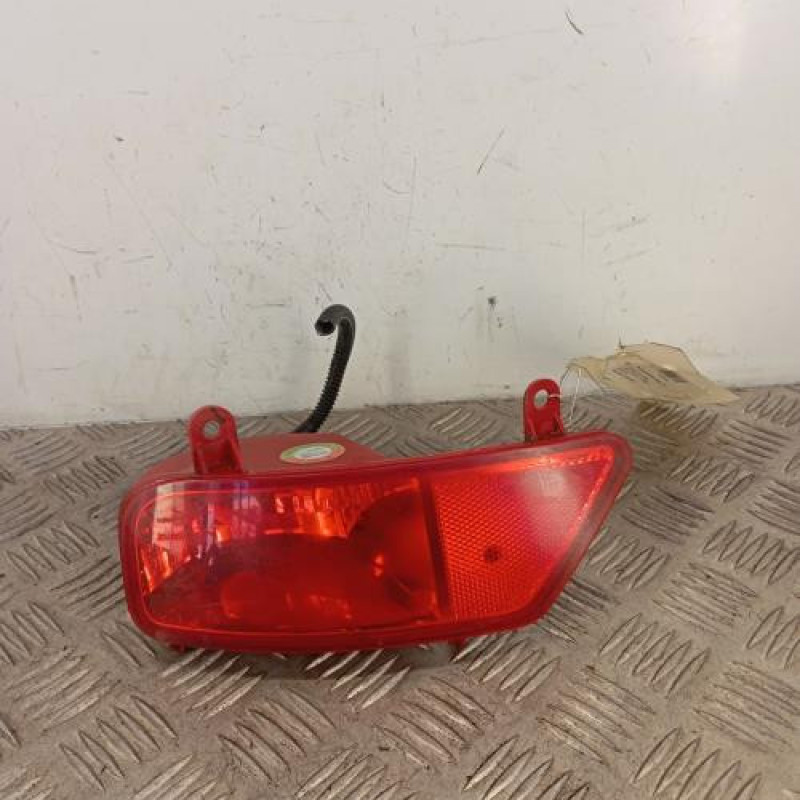 Feu de pare choc arriere droit PEUGEOT 3008 1