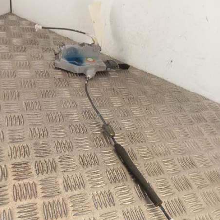 Serrure arriere gauche PEUGEOT 3008 1