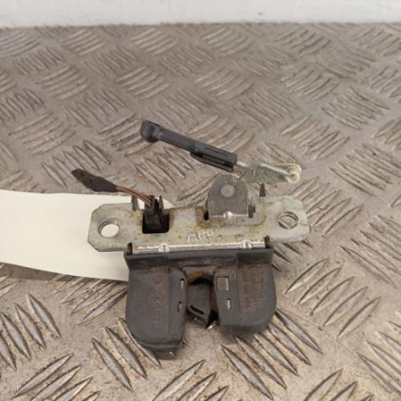 Serrure de hayon VOLKSWAGEN POLO 4