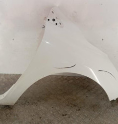 Aile avant droit RENAULT CLIO 4 Photo n°1