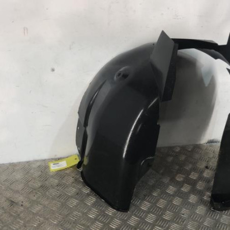 Pare boue avant gauche CITROEN C2