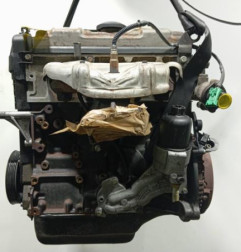 Moteur CITROEN XSARA PICASSO Photo n°1