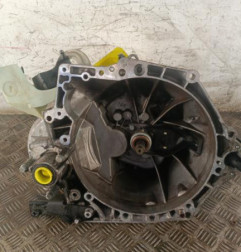 Boite de vitesses PEUGEOT 208 1 Photo n°1