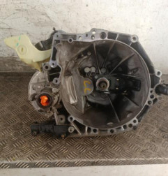 Boite de vitesses PEUGEOT 208 1 Photo n°1