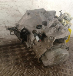 Boite de vitesses PEUGEOT 208 1