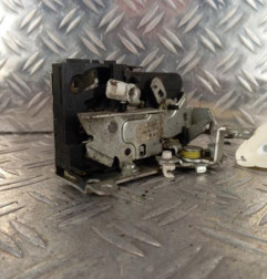 Serrure arriere droit DACIA SANDERO 1