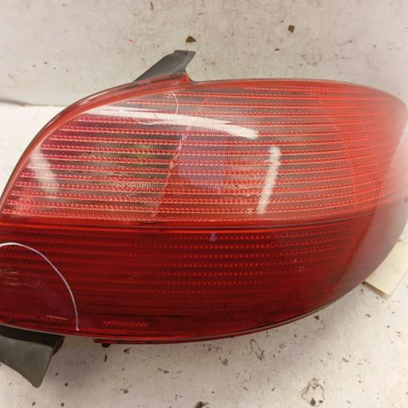 Feu arriere principal droit (feux) PEUGEOT 206