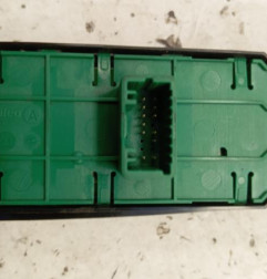 Interrupteur de leve vitre avant gauche RENAULT MEGANE 3 Photo n°4