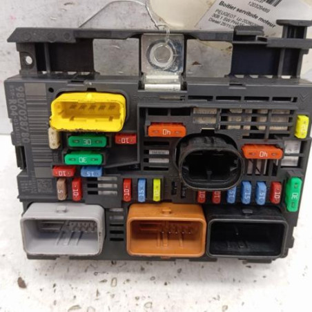 Boitier servitude moteur (BSM) PEUGEOT 308 1 SW Photo n°1