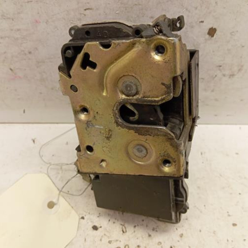 Serrure avant droit CITROEN XSARA PICASSO