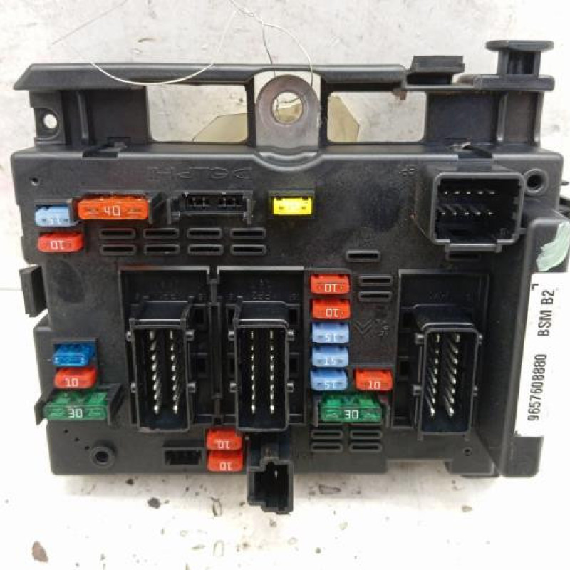 Boitier servitude moteur (BSM) PEUGEOT 206