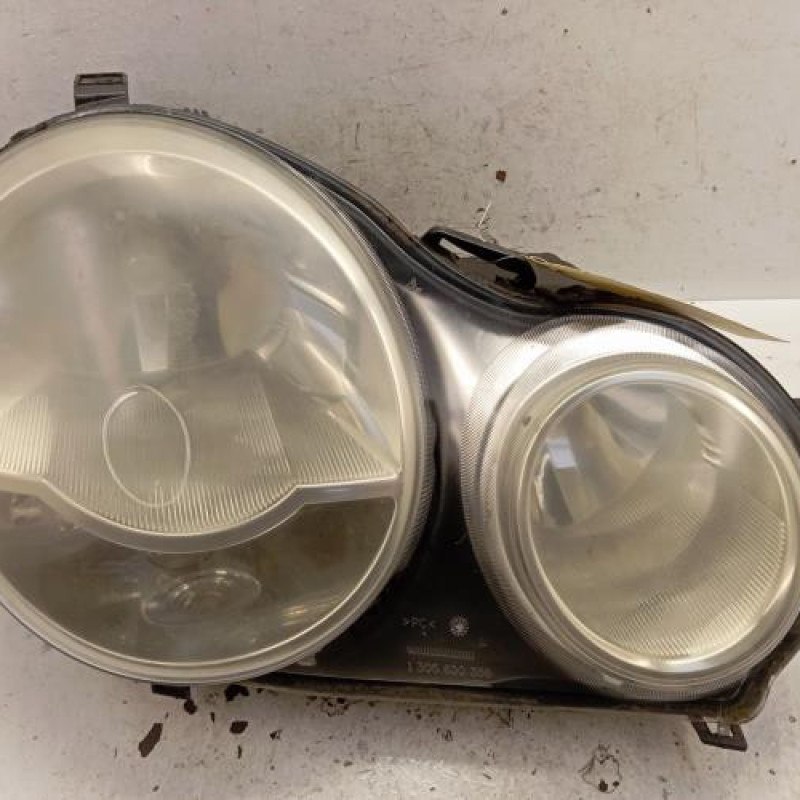 Optique avant principal droit (feux)(phare) VOLKSWAGEN POLO 4