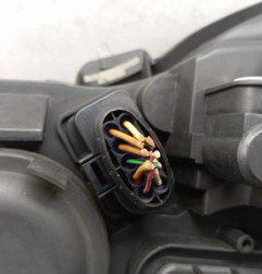 Optique avant principal droit (feux)(phare) VOLKSWAGEN POLO 4 Photo n°4