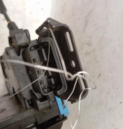 Serrure arriere droit PEUGEOT 207 Photo n°3
