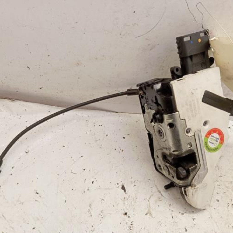 Serrure avant droit PEUGEOT 207