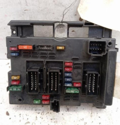 Boitier servitude moteur (BSM) PEUGEOT 307 Photo n°1