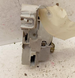 Serrure avant droit PEUGEOT 307