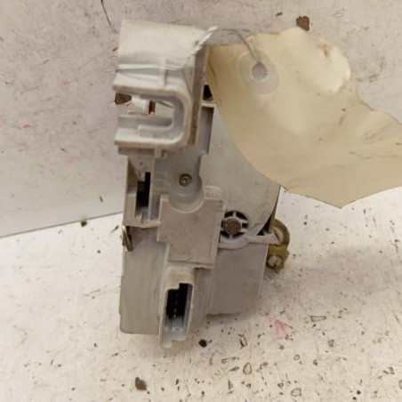 Serrure avant droit PEUGEOT 307