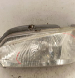 Optique avant principal gauche (feux)(phare) PEUGEOT 106 Photo n°1