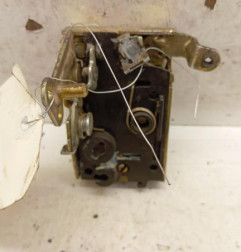 Serrure avant gauche PEUGEOT 106