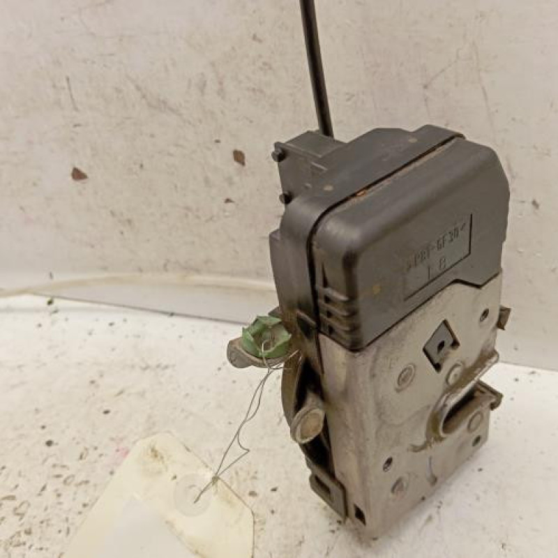 Serrure avant gauche OPEL ASTRA G