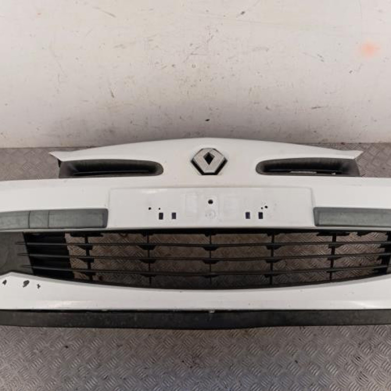 Pare choc avant RENAULT CLIO 3