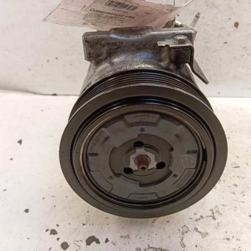 Compresseur clim PEUGEOT 5008 1