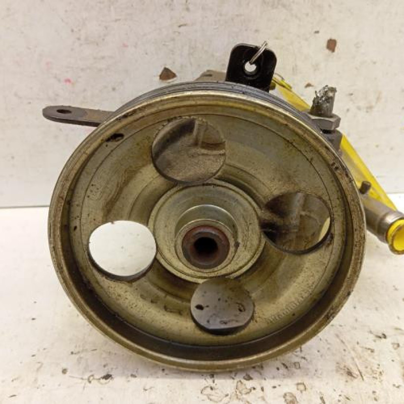 Pompe de direction PEUGEOT PARTNER 1