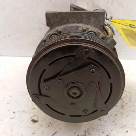 Compresseur clim RENAULT TRAFIC 2 Photo n°1