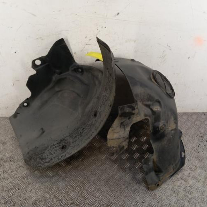 Pare boue avant gauche RENAULT MEGANE 2