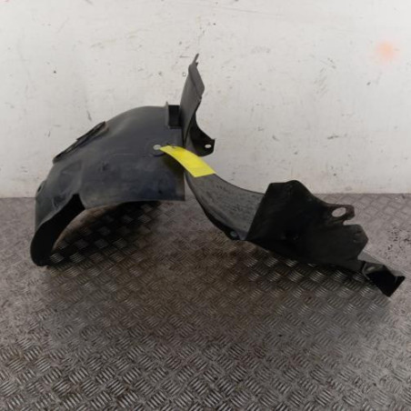 Pare boue avant gauche RENAULT MEGANE 2