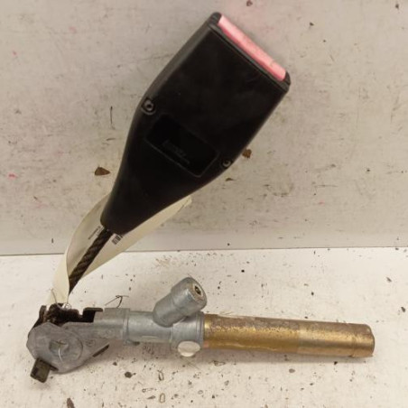 Attache ceinture avant droit RENAULT CLIO 2