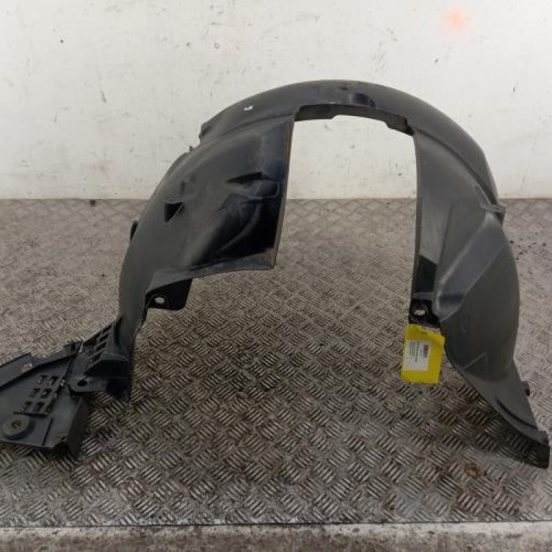 Pare boue avant droit DACIA SANDERO 2