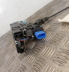 Serrure avant gauche SKODA OCTAVIA 2