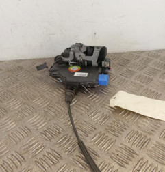 Serrure avant gauche SKODA OCTAVIA 2 Photo n°3