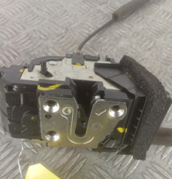 Serrure arriere droit NISSAN JUKE 1 Photo n°1