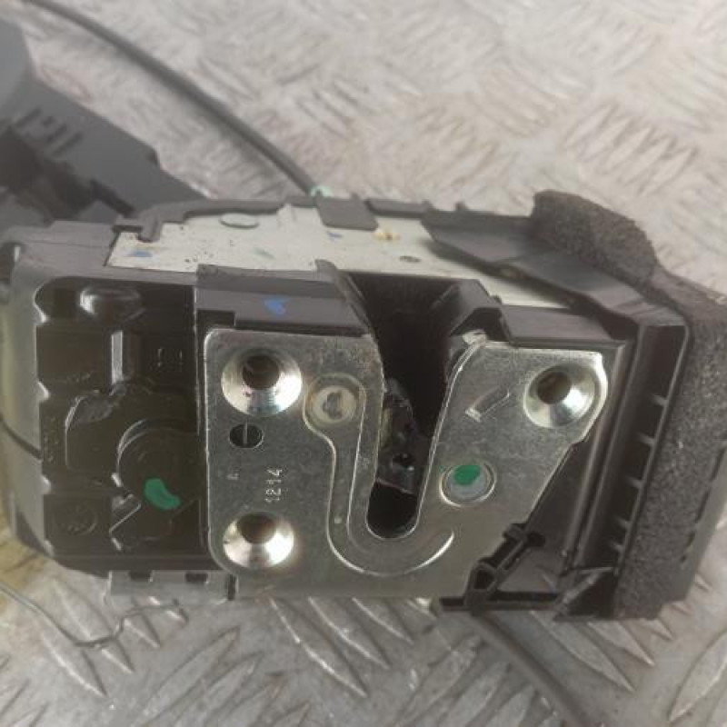 Serrure avant droit NISSAN JUKE 1