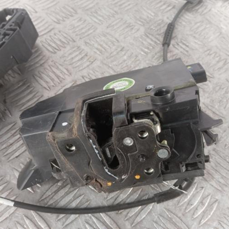 Serrure avant gauche CITROEN C4 PICASSO 2